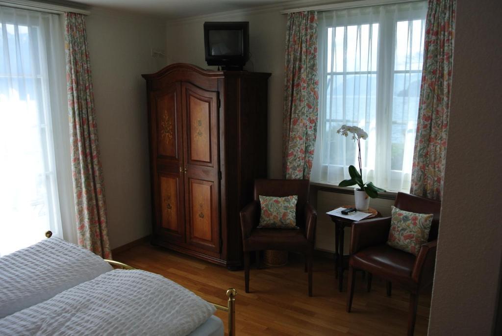 Seehotel Schwert Gersau Cameră foto